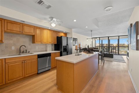 Condo in Saint Pete Beach, Florida, 3 bedrooms  № 1777129 - photo 21