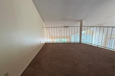 Condo in Winter Haven, Florida, 2 bedrooms  № 2387729 - photo 17