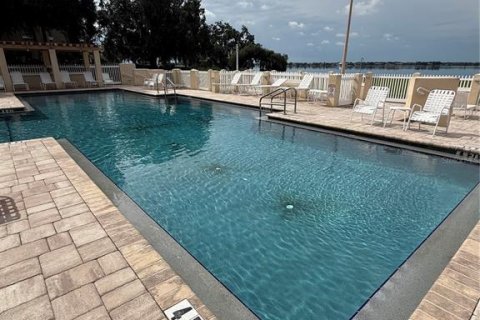 Condo in Winter Haven, Florida, 2 bedrooms  № 2387729 - photo 23