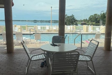 Condo in Winter Haven, Florida, 2 bedrooms  № 2387729 - photo 25