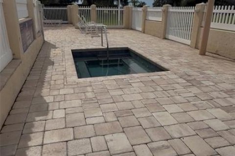 Condo in Winter Haven, Florida, 2 bedrooms  № 2387729 - photo 26