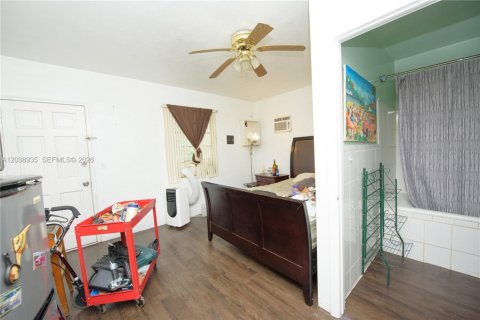 House in Homestead, Florida 2 bedrooms, 130.43 sq.m. № 2262929 - photo 20