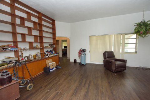 House in Homestead, Florida 2 bedrooms, 130.43 sq.m. № 2262929 - photo 23