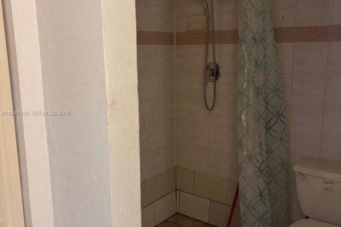 Villa ou maison à vendre à Hialeah, Floride: 3 chambres, 148.64 m2 № 1998589 - photo 29