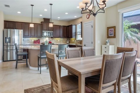 Villa ou maison à vendre à Groveland, Floride: 2 chambres, 145.67 m2 № 2415502 - photo 6