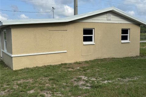 House in Sebring, Florida 2 bedrooms, 76.55 sq.m. № 1916570 - photo 2