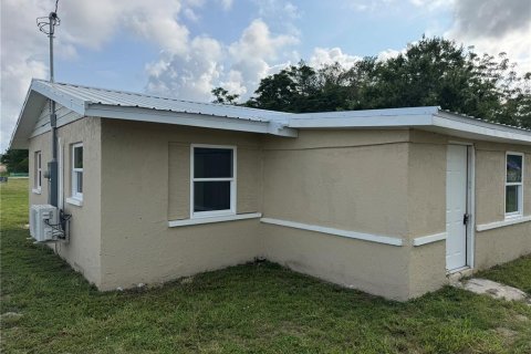 House in Sebring, Florida 2 bedrooms, 76.55 sq.m. № 1916570 - photo 13