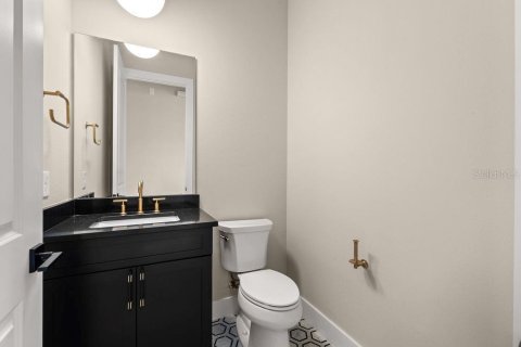 Casa en venta en Orlando, Florida, 4 dormitorios, 435.25 m2 № 1900320 - foto 16