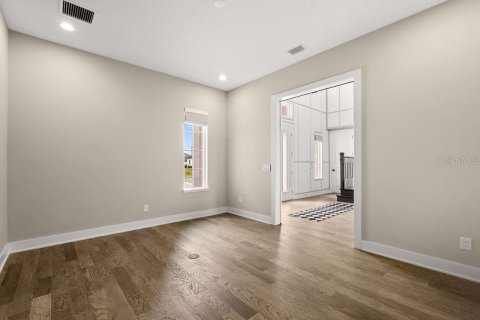 Casa en venta en Orlando, Florida, 4 dormitorios, 435.25 m2 № 1900320 - foto 23