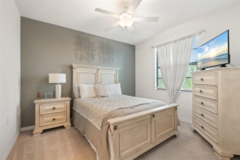 Condo in Bradenton, Florida, 3 bedrooms in LAKEWOOD NATIONAL  № 1754692 - photo 21