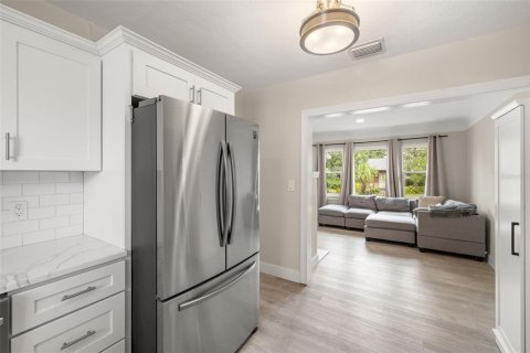 Casa en venta en Saint Petersburg, Florida, 3 dormitorios, 107.77 m2 № 1844617 - foto 9
