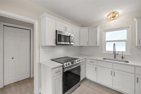 Casa en venta en Saint Petersburg, Florida, 3 dormitorios, 107.77 m2 № 1844617 - foto 7