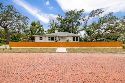 Casa en venta en Saint Petersburg, Florida, 3 dormitorios, 107.77 m2 № 1844617 - foto 2