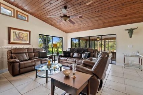 Villa ou maison à vendre à Loxahatchee Groves, Floride: 3 chambres, 235.23 m2 № 2081237 - photo 23