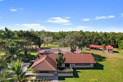 Villa ou maison à vendre à Loxahatchee Groves, Floride: 3 chambres, 235.23 m2 № 2081237 - photo 3