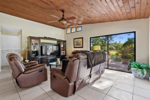 Villa ou maison à vendre à Loxahatchee Groves, Floride: 3 chambres, 235.23 m2 № 2081237 - photo 21