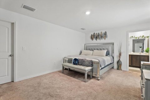 House in North Port, Florida 3 bedrooms, 156.91 sq.m. № 2394292 - photo 4