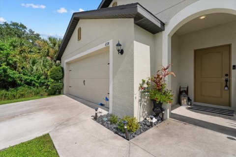 House in North Port, Florida 3 bedrooms, 156.91 sq.m. № 2394292 - photo 10