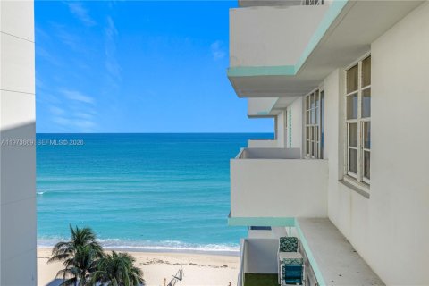 Condominio en venta en Hollywood, Florida, 1 dormitorio, 83.24 m2 № 2033327 - foto 7