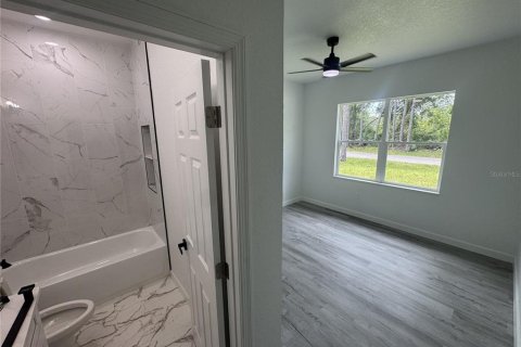 House in Sebring, Florida 3 bedrooms, 139.82 sq.m. № 2198594 - photo 13