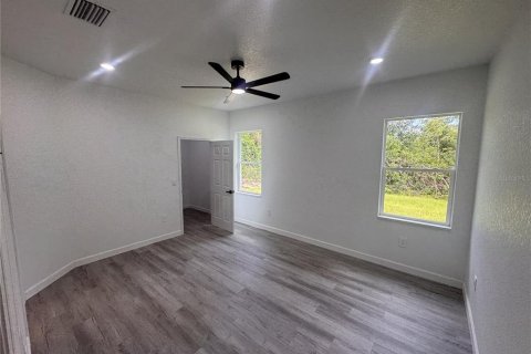 House in Sebring, Florida 3 bedrooms, 139.82 sq.m. № 2198594 - photo 6