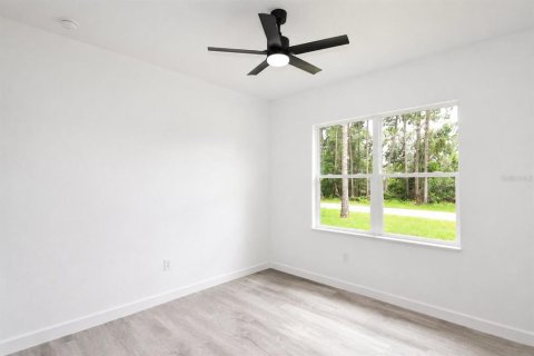 House in Sebring, Florida 3 bedrooms, 139.82 sq.m. № 2198594 - photo 25