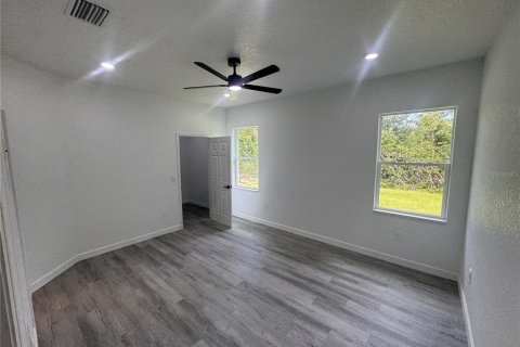 House in Sebring, Florida 3 bedrooms, 139.82 sq.m. № 2198594 - photo 7