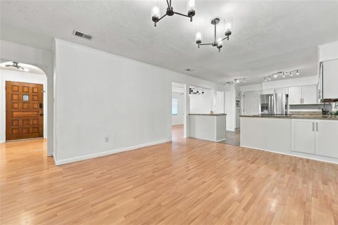 Villa ou maison à vendre à Gainesville, Floride: 3 chambres, 183.11 m2 № 2425639 - photo 10