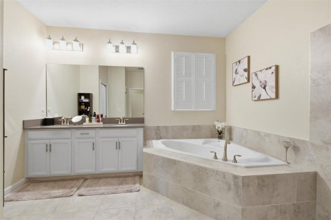 Casa en venta en Davenport, Florida, 4 dormitorios, 210.8 m2 № 2203245 - foto 17