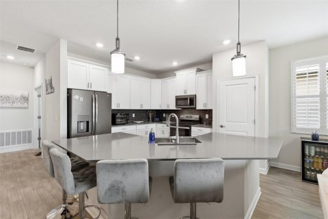Casa en venta en Davenport, Florida, 4 dormitorios, 210.8 m2 № 2203245 - foto 9