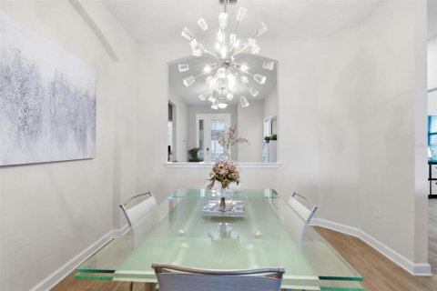 Casa en venta en Davenport, Florida, 4 dormitorios, 210.8 m2 № 2203245 - foto 4