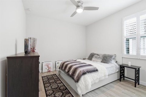 Casa en venta en Davenport, Florida, 4 dormitorios, 210.8 m2 № 2203245 - foto 26