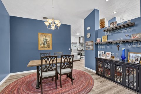 Купить виллу или дом в Палм Сити, Флорида 6 комнат, 188.22м2, № 2190157 - фото 10