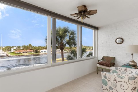 Condominio en venta en Pompano Beach, Florida, 1 dormitorio, 85.84 m2 № 2077719 - foto 5
