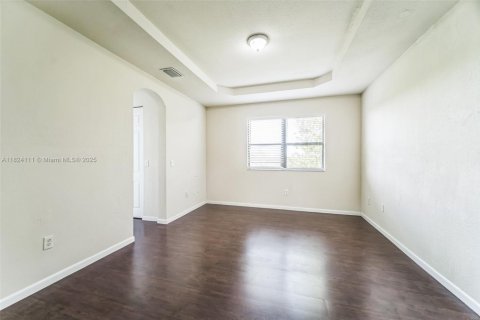 Townhouse in Cutler Bay, Florida 4 bedrooms, 204.48 sq.m. № 1790506 - photo 19