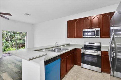 Touwnhouse à vendre à Orlando, Floride: 3 chambres, 136.75 m2 № 2259099 - photo 7
