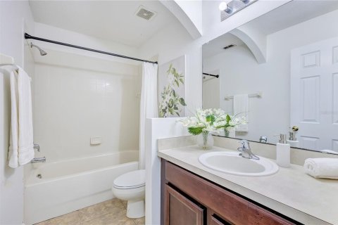 Touwnhouse à vendre à Orlando, Floride: 3 chambres, 136.75 m2 № 2259099 - photo 23
