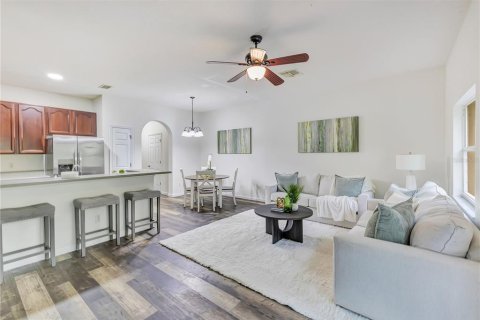Touwnhouse à vendre à Orlando, Floride: 3 chambres, 136.75 m2 № 2259099 - photo 4