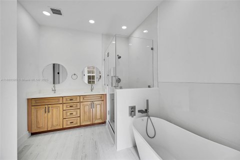 Townhouse in Boca Raton, Florida 3 bedrooms, 201.04 sq.m. № 1889632 - photo 22