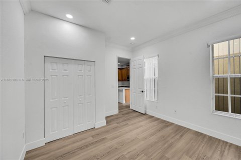 Townhouse in Boca Raton, Florida 3 bedrooms, 201.04 sq.m. № 1889632 - photo 12