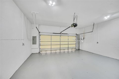 Townhouse in Boca Raton, Florida 3 bedrooms, 201.04 sq.m. № 1889632 - photo 15