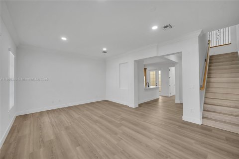 Townhouse in Boca Raton, Florida 3 bedrooms, 201.04 sq.m. № 1889632 - photo 3