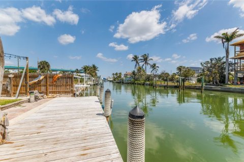 Propiedad comercial en venta en Fort Myers Beach, Florida, 190.26 m2 № 1838813 - foto 3