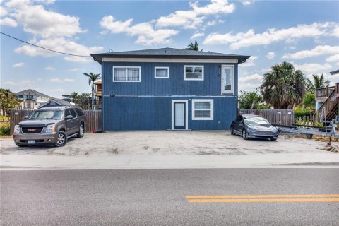 Propiedad comercial en venta en Fort Myers Beach, Florida, 190.26 m2 № 1838813 - foto 1