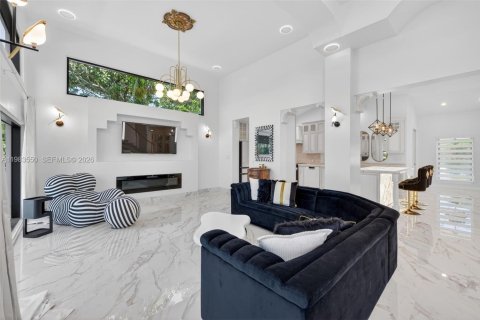 Villa ou maison à vendre à Biscayne Park, Floride: 4 chambres, 346.25 m2 № 2169338 - photo 29