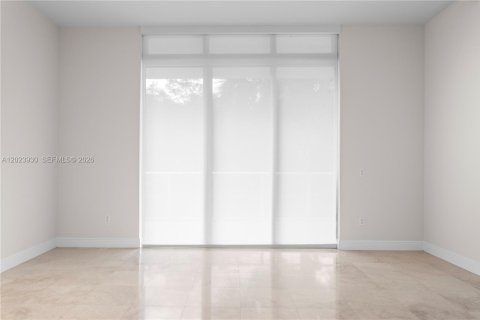 Condo in North Miami, Florida, 2 bedrooms  № 2087221 - photo 4