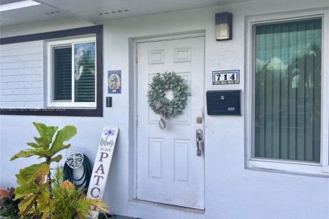 Villa ou maison à vendre à Hialeah, Floride: 3 chambres, 142.98 m2 № 1966508 - photo 4