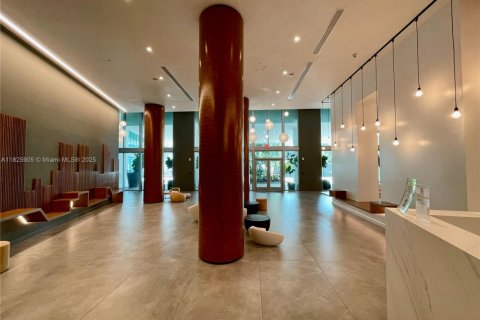 Condominio en venta en Miami, Florida, 3 dormitorios, 128.67 m2 № 1983379 - foto 26