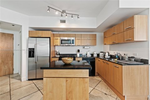 Condominio en venta en Miami, Florida, 3 dormitorios, 128.67 m2 № 1983379 - foto 8