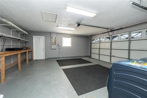 Villa ou maison à louer à Kissimmee, Floride: 4 chambres, 160.44 m2 № 2425692 - photo 26